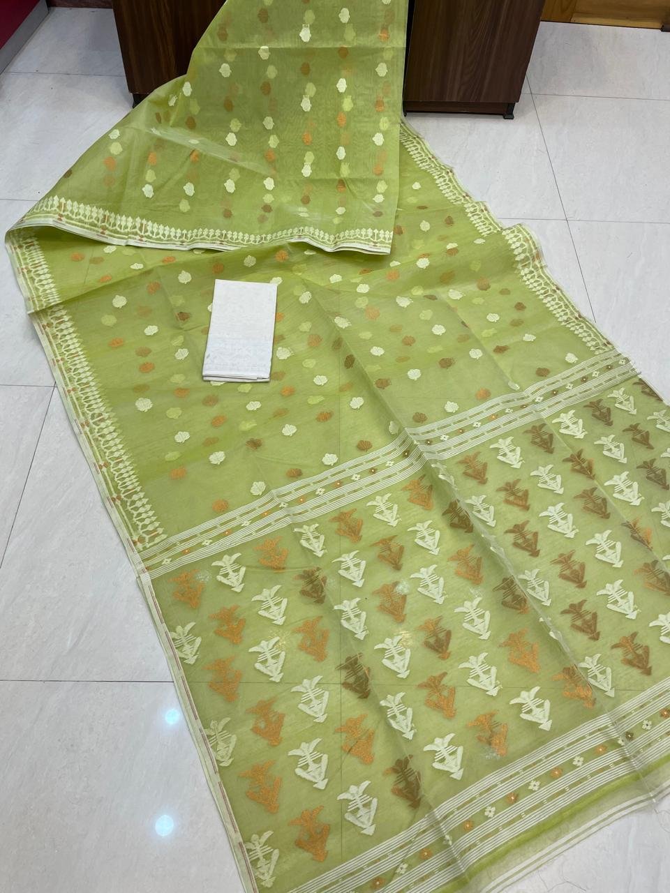 Tisul Achol Soft Batabi Jamdani Saree