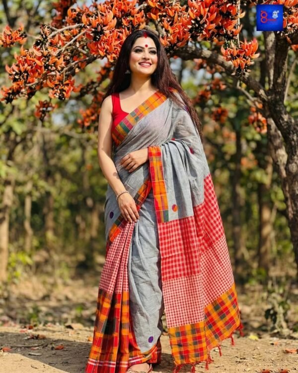 Trending Khadi Grey Kotki Mix Match Saree
