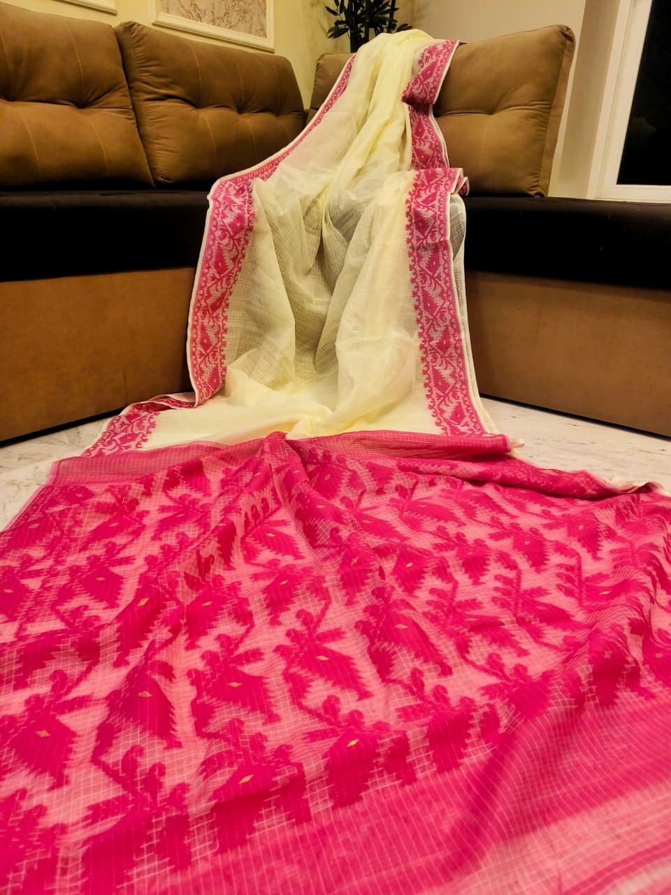 Kota Body Plain Soft Cream Rani Jamdani Saree