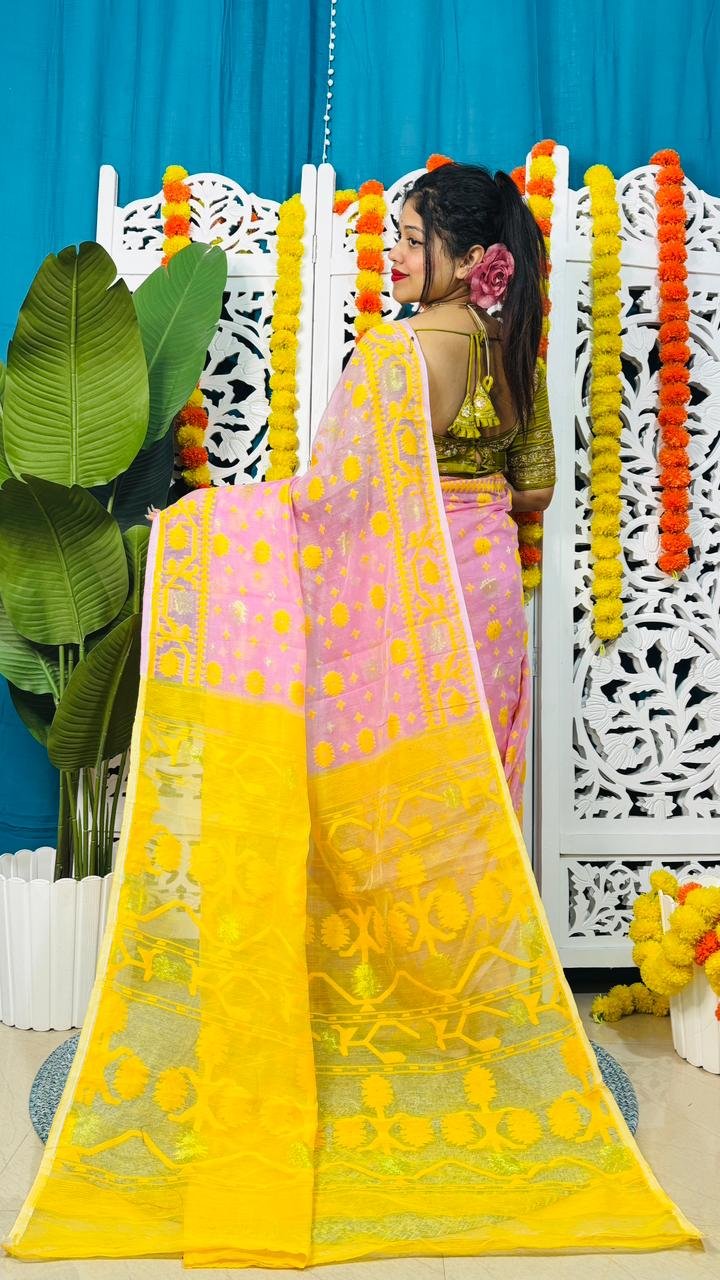 Star Buti Soft Paaddokanok Jamdani Saree - Image 2