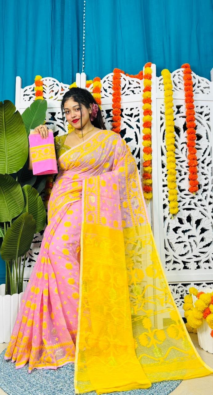 Star Buti Soft Paaddokanok Jamdani Saree - Image 3