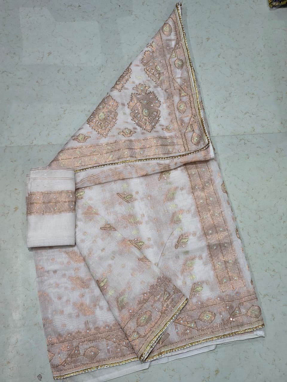 Bapta Jori White Kardana Hand Work Jamdani Saree